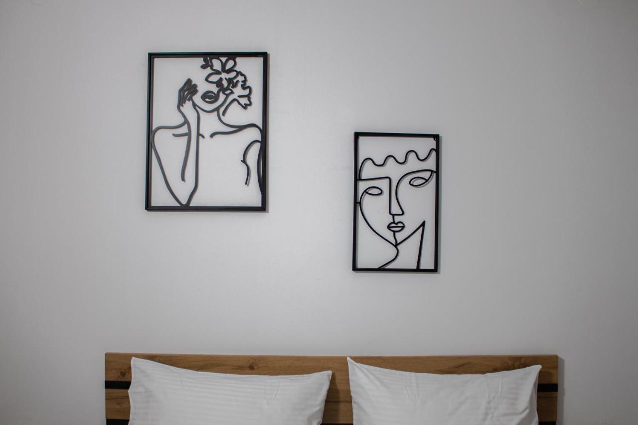 F K Room 3 Aigio Exterior foto